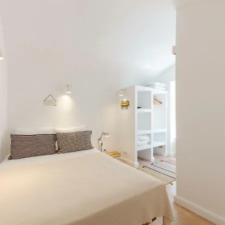 Daire Hideaway I - Peaceful Urban Escape